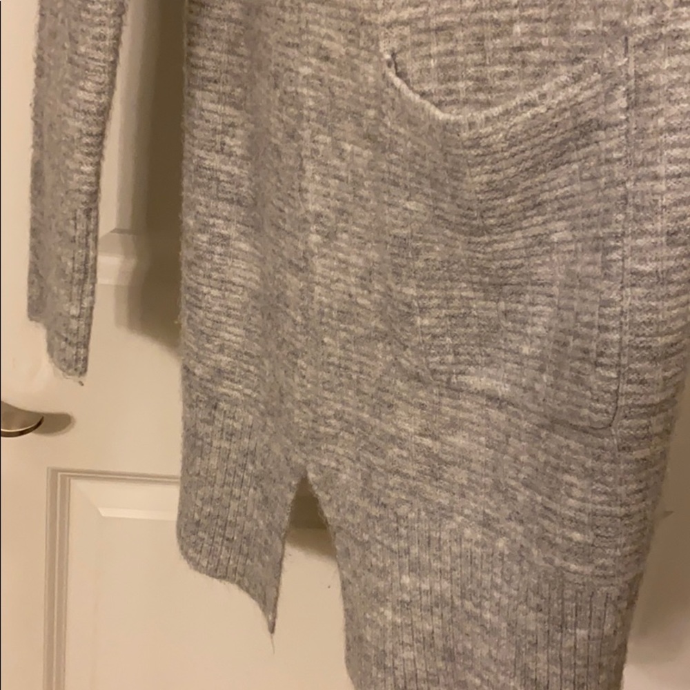 Cardigan - Picture 3 of 5